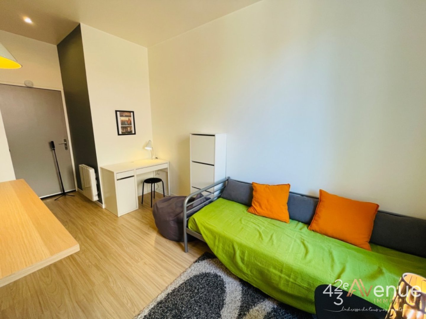 STUDIO - ST ETIENNE BELLEVUE - 18.51 m2 - LOU&Eacute;