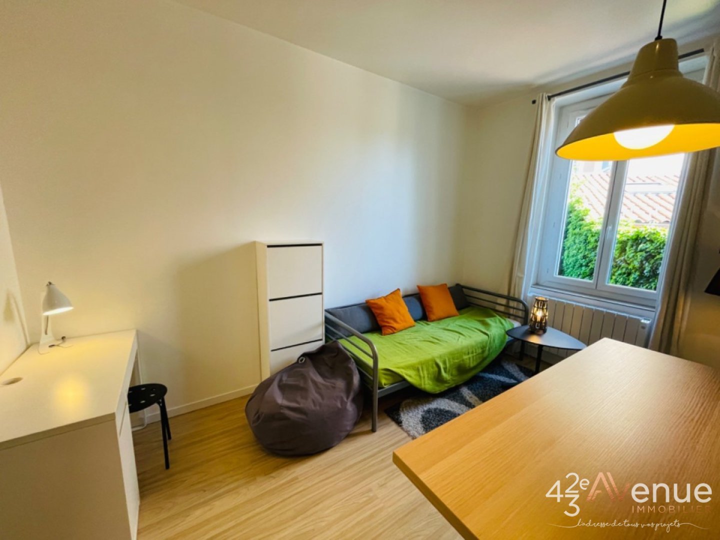 STUDIO - ST ETIENNE BELLEVUE - 18.51 m2 - LOU&Eacute;