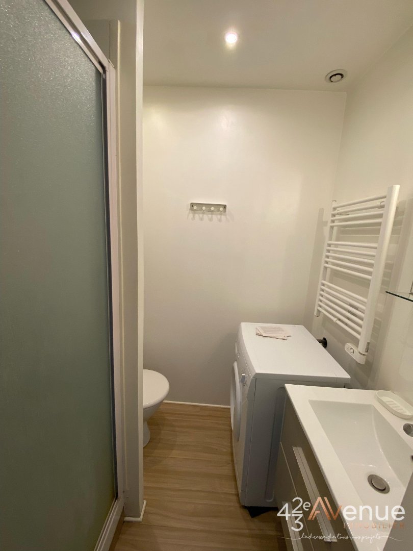 STUDIO - ST ETIENNE BELLEVUE - 29.51 m2 - LOU&Eacute;