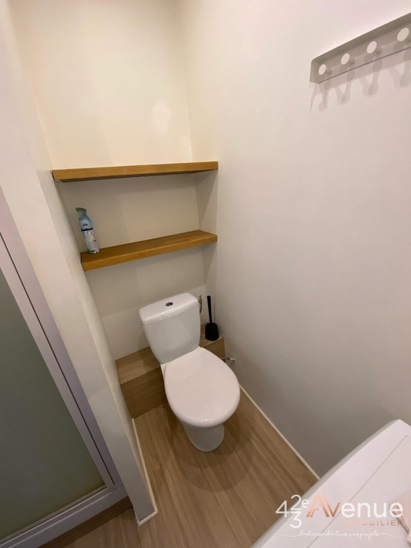 STUDIO - ST ETIENNE BELLEVUE - 29.51 m2 - LOU&Eacute;