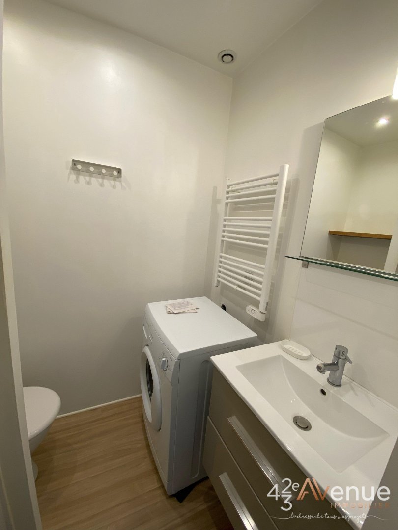 STUDIO - ST ETIENNE BELLEVUE - 29.51 m2 - LOU&Eacute;