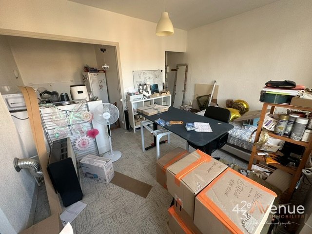 STUDIO A LOUER - ST ETIENNE HAUT DE JACQUARD/ECOLE D ARCHITECTURE - 27.68 m2 - 290 &euro; charges comprises par mois