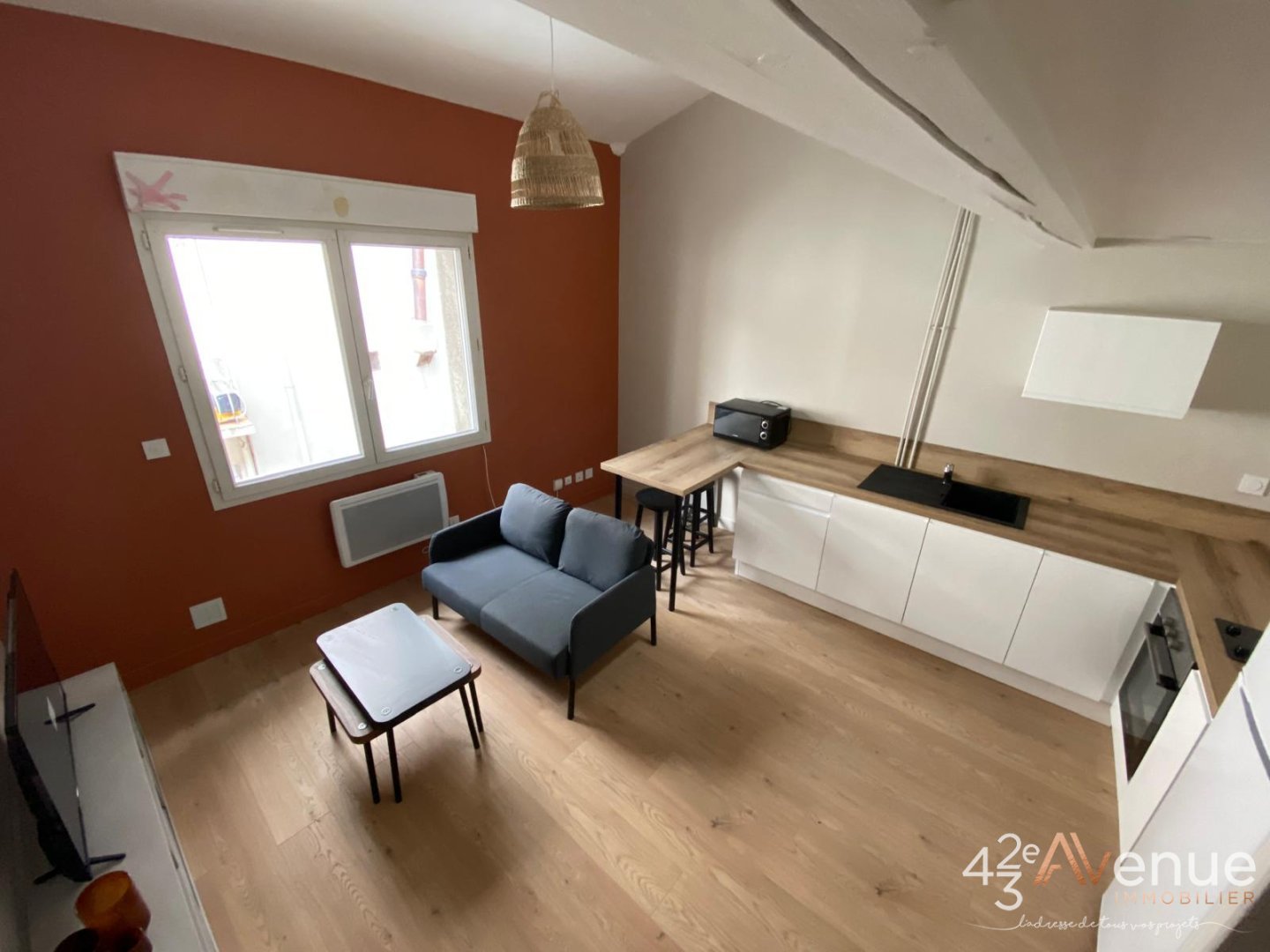 STUDIO A LOUER - ST ETIENNE HYPER CENTRE/DORIAN - 29.13 m2 - 470�&euro; charges comprises par mois