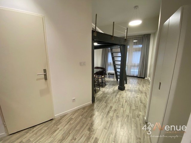 STUDIO A LOUER - ST ETIENNE La M�tare/Rond Point Fauriel - 23.91 m2 - 405�&euro; charges comprises par mois