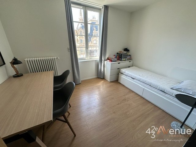 Studio Meublé A LOUER - ST ETIENNE Libération/Dorian - 17.45 m2 - 430 &euro; charges comprises par mois