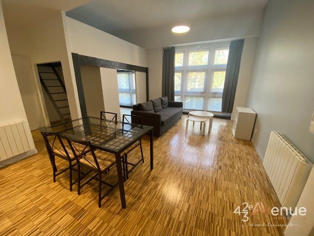 STUDIO A LOUER - ST ETIENNE ROND POINT/METARE - 43.95 m2 - 570 &euro; charges comprises par mois