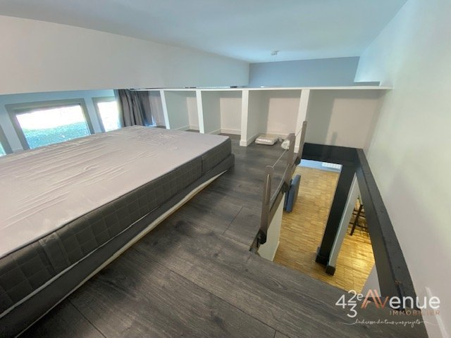 STUDIO A LOUER - ST ETIENNE ROND POINT/METARE - 43.95 m2 - 570 &euro; charges comprises par mois