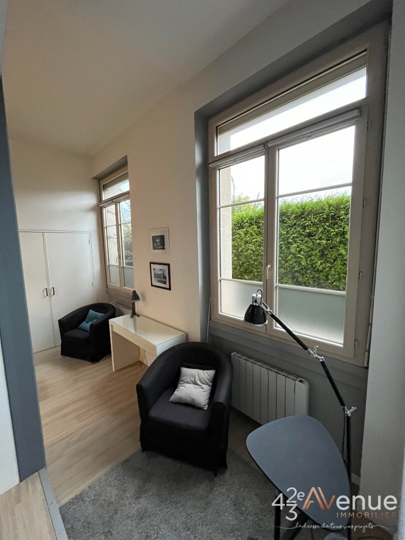 STUDIO A LOUER - ST ETIENNE SOLAURE/BELLEVUE - 27.06 m2 - 400�&euro; charges comprises par mois