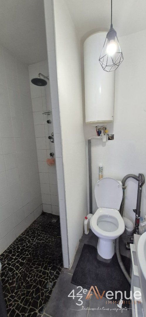 STUDIO A VENDRE - LA RICAMARIE - 23.45 m2 - 29 000 &euro;