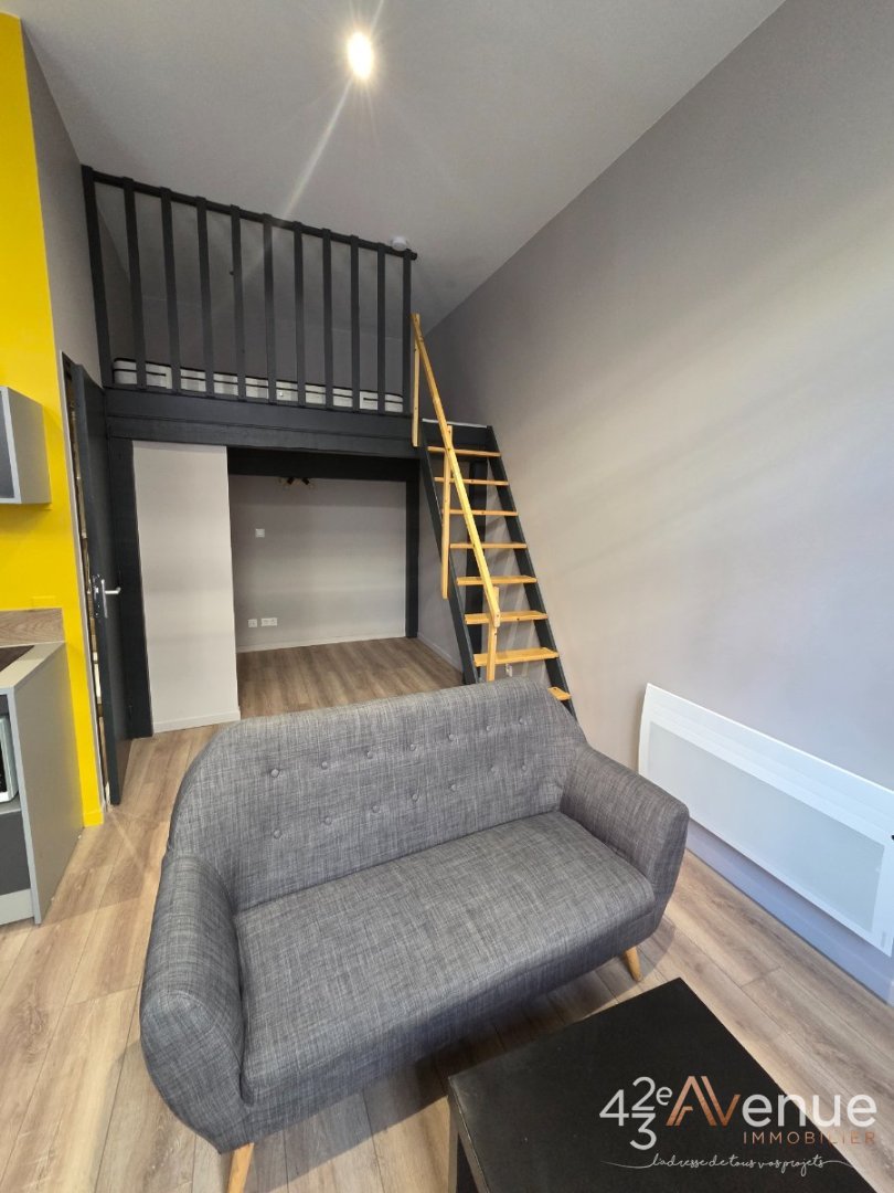 STUDIO A VENDRE - ST ETIENNE CENTRE VILLE - 23.67 m2 - 45 000 &euro;