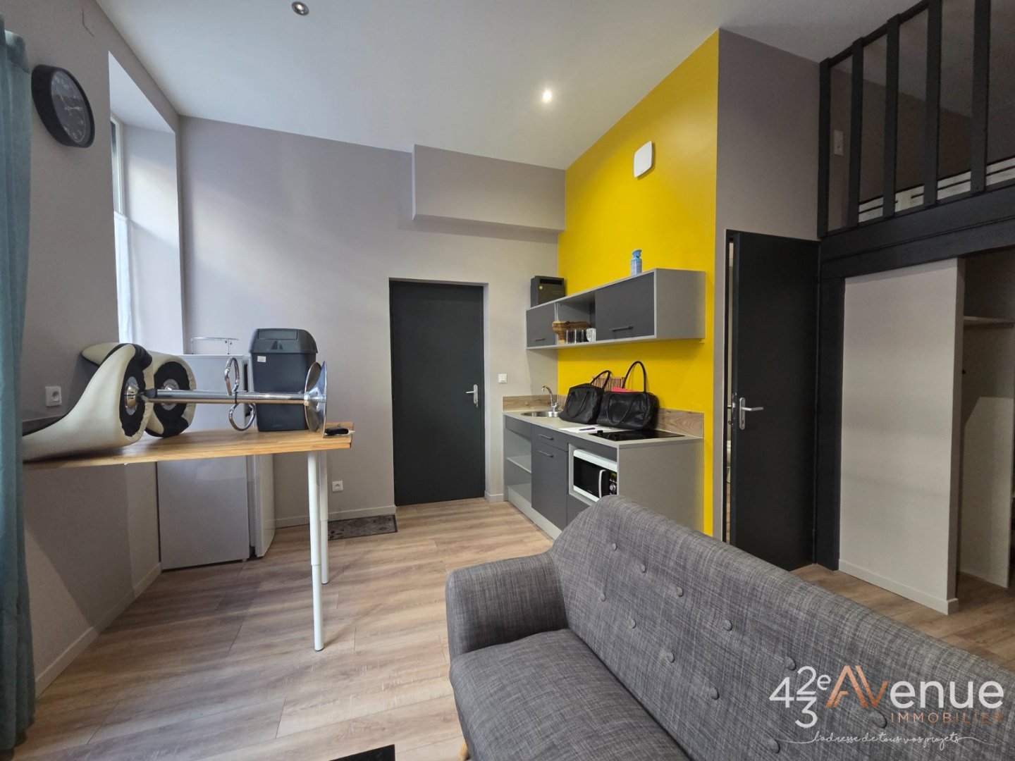 STUDIO A VENDRE - ST ETIENNE CENTRE VILLE - 23.67 m2 - 45 000 &euro;