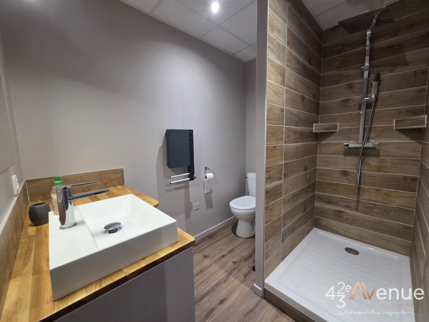 STUDIO A VENDRE - ST ETIENNE CENTRE VILLE - 23.67 m2 - 45 000 &euro;