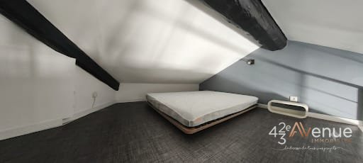 STUDIO A VENDRE - ST ETIENNE CENTRE VILLE - 18.5 m2 - 49 000 &euro;