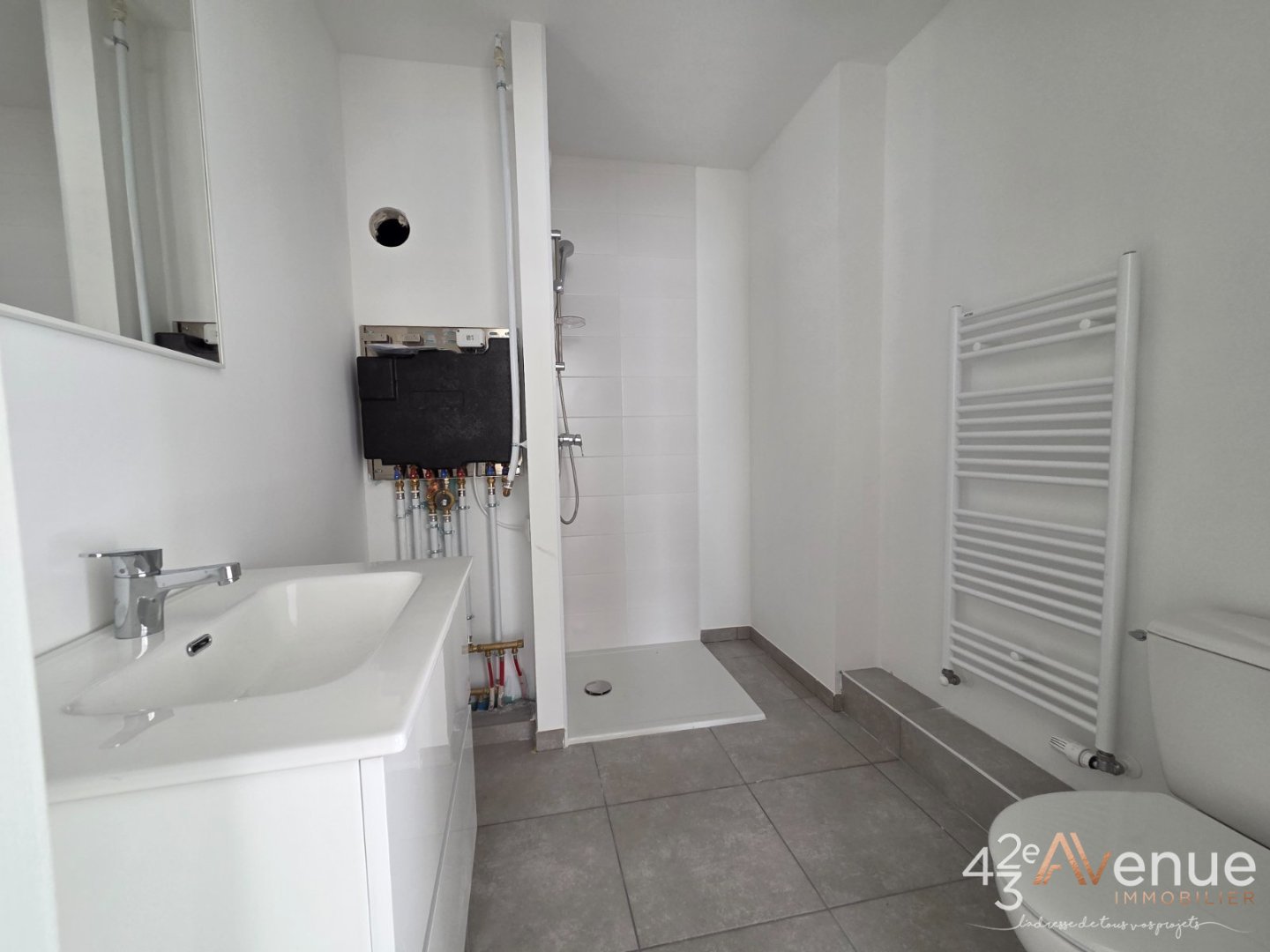 STUDIO A VENDRE - ST ETIENNE CHATEAUCREUX - 20 m2 - 97 000 &euro;