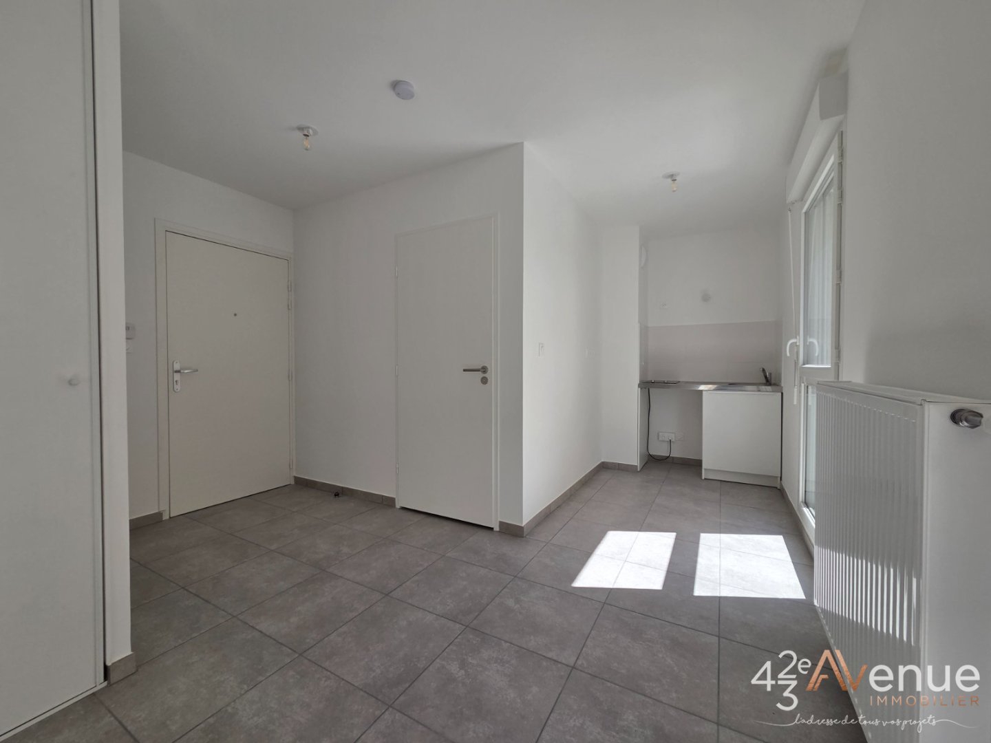 STUDIO A VENDRE - ST ETIENNE CHATEAUCREUX - 29.23 m2 - 107 000 &euro;