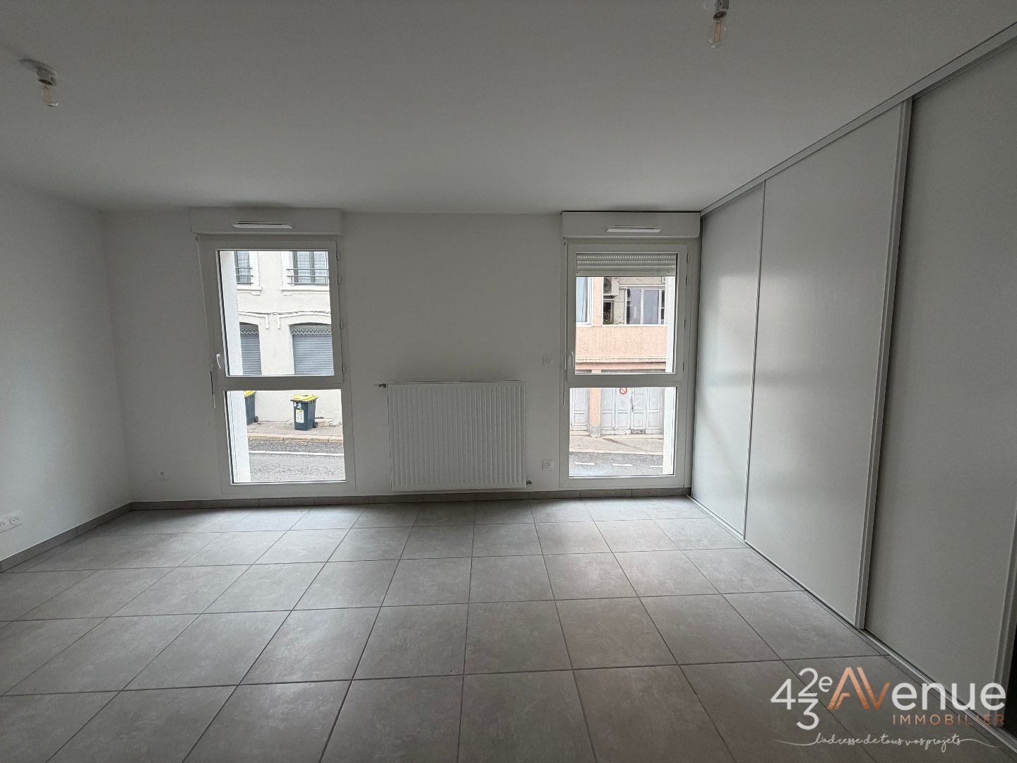 STUDIO A VENDRE - ST ETIENNE CHATEAUCREUX - 26.51 m2 - 99 000 &euro;