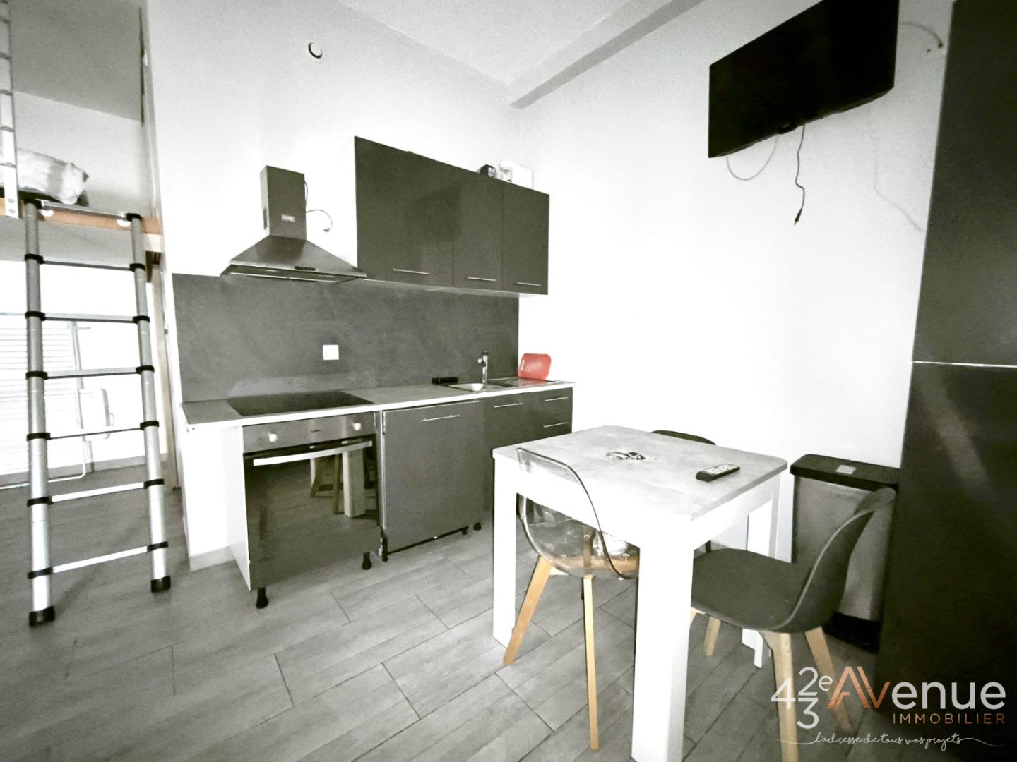 STUDIO A VENDRE - ST ETIENNE FACULTE   CENTRE DEUX - 21 m2 - 49 000 &euro;