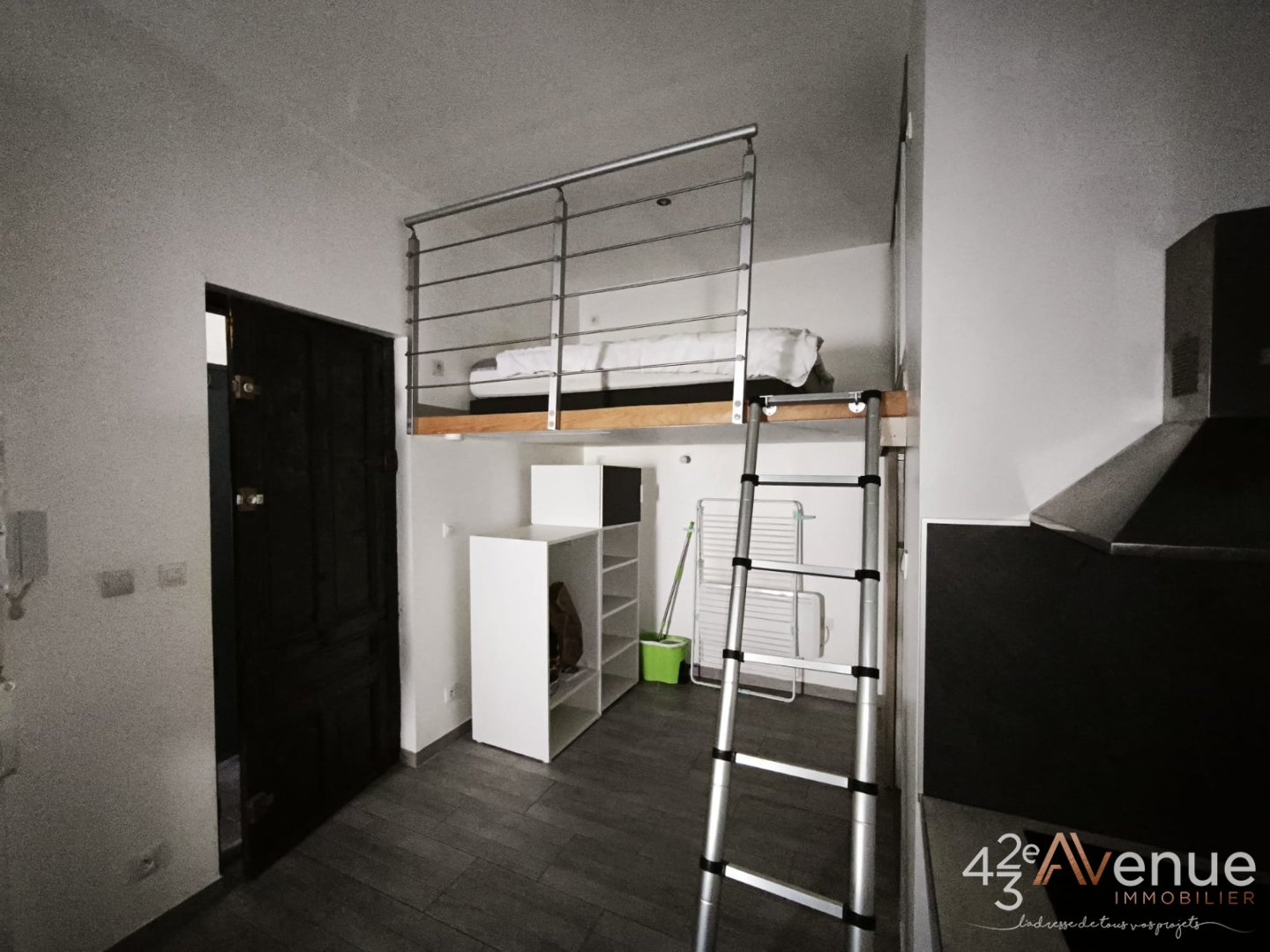 STUDIO A VENDRE - ST ETIENNE FACULTE   CENTRE DEUX - 21 m2 - 49 000 &euro;