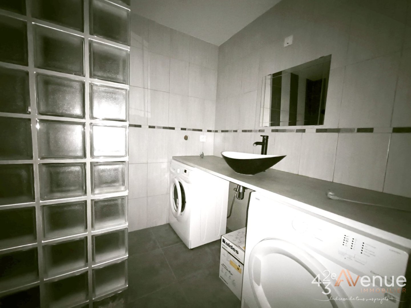STUDIO A VENDRE - ST ETIENNE FACULTE   CENTRE DEUX - 21 m2 - 49 000 &euro;