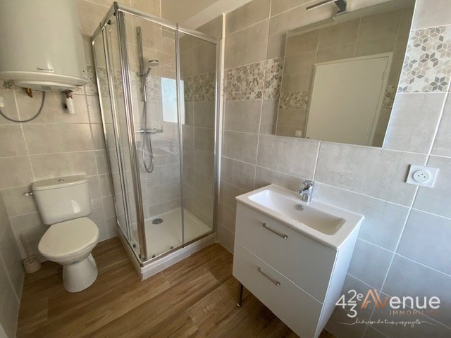 APPARTEMENT T1 A LOUER - ST ETIENNE ALBERT THOMAS/URSULES - 22.66 m2 - 435�&euro; charges comprises par mois