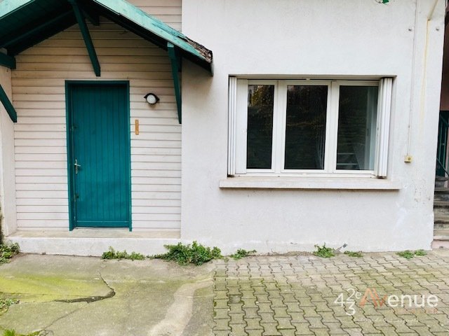 APPARTEMENT T1 A LOUER - ST ETIENNE BAS DE FAURIEL/ST ROCH - 31.95 m2 - 410€ charges comprises par mois