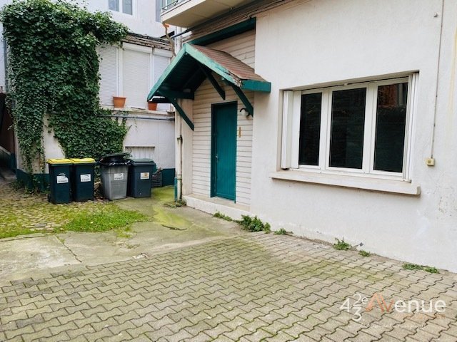 APPARTEMENT T1 A LOUER - ST ETIENNE BAS DE FAURIEL/ST ROCH - 31.95 m2 - 410€ charges comprises par mois
