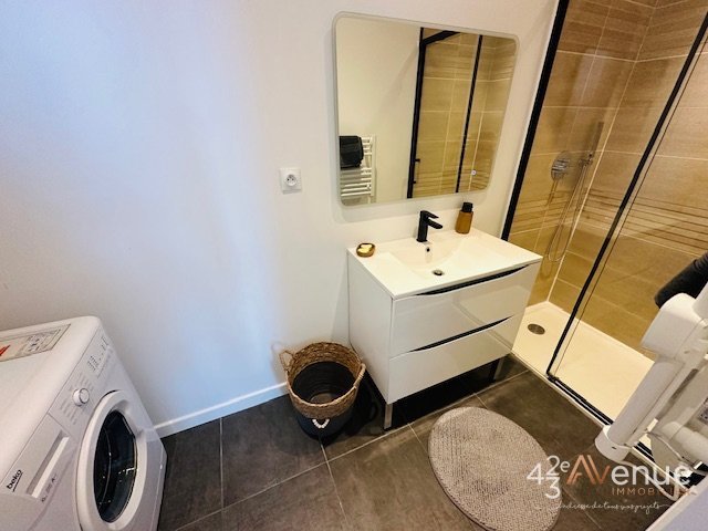 APPARTEMENT T1 A LOUER - ST ETIENNE Bas Fauriel /Chavanelle / Centre Ville - 31.96 m2 - 450 &euro; charges comprises par mois