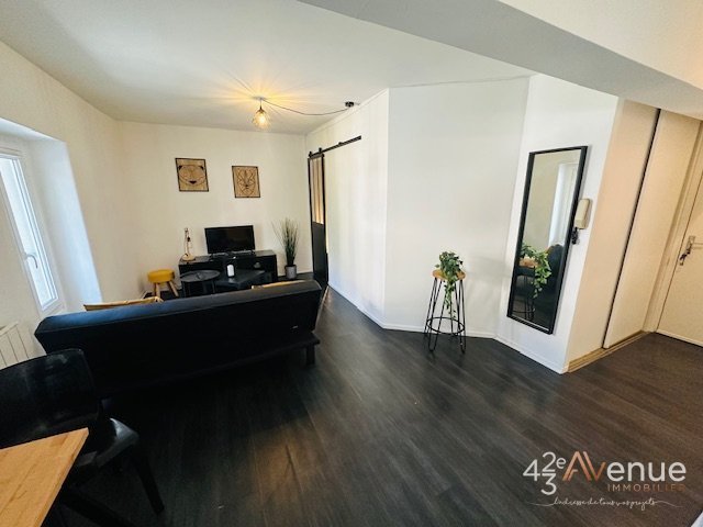 APPARTEMENT T1 A LOUER - ST ETIENNE CARNOT/CITE DESIGN - 39.37 m2 - 490€ charges comprises par mois