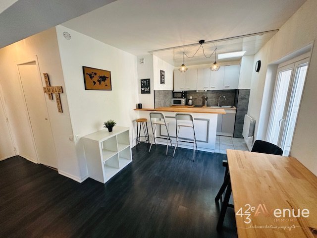 APPARTEMENT T1 - ST ETIENNE CARNOT/CITE DESIGN - 39.37 m2 - LOUÉ