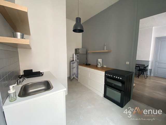 APPARTEMENT T1 - ST ETIENNE CARNOT - 33.06 m2 - LOU&Eacute;