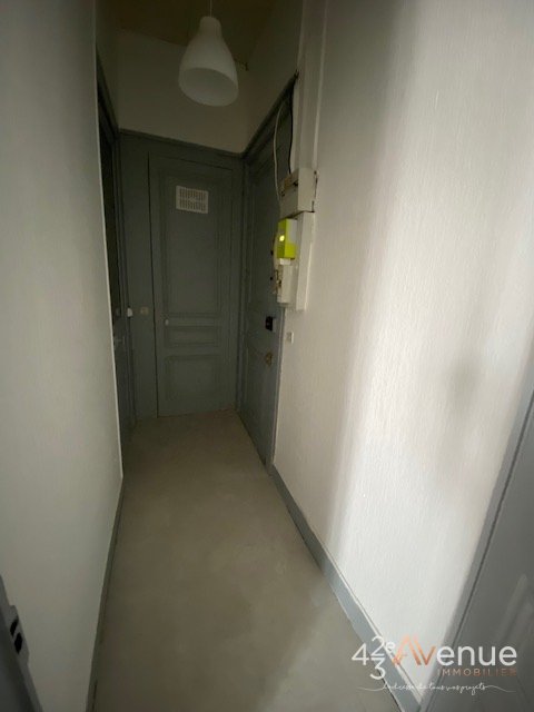 APPARTEMENT T1 - ST ETIENNE CARNOT - 33.06 m2 - LOU&Eacute;