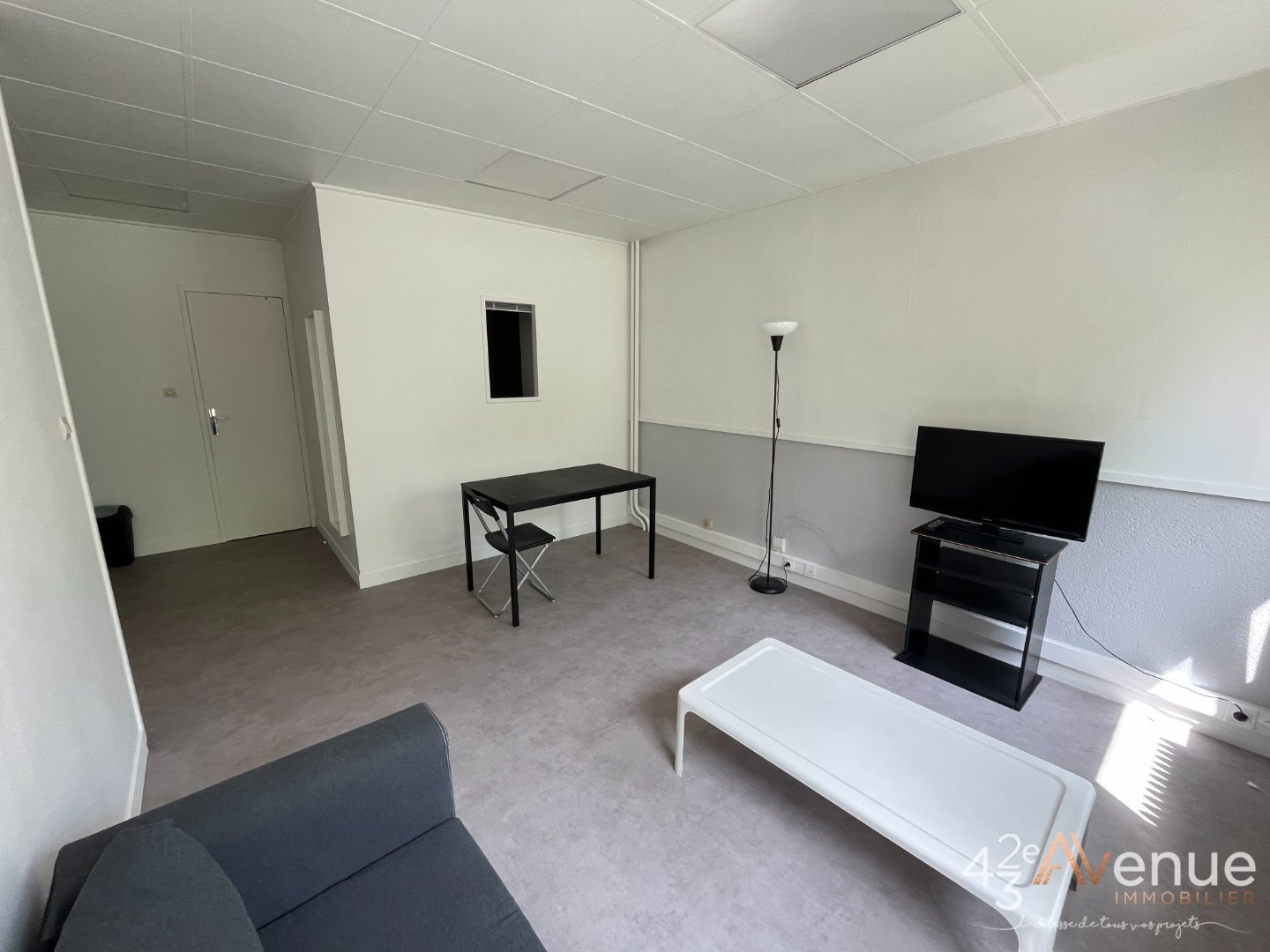 APPARTEMENT T1 - ST ETIENNE CENTRE - 36.87 m2 - LOUÉ