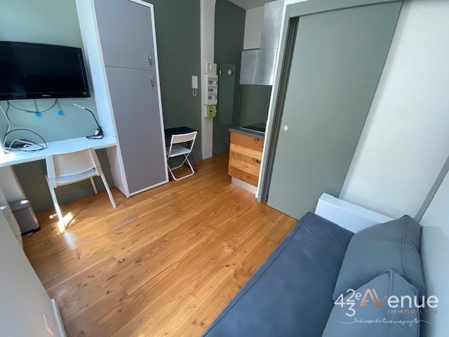 APPARTEMENT T1 - ST ETIENNE CENTRE VILLE - 13.26 m2 - LOUÉ