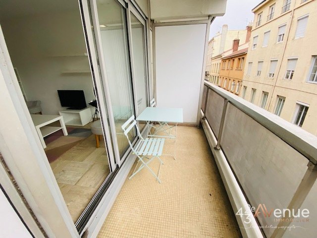 APPARTEMENT T1 - ST ETIENNE CENTRE VILLE - 30.64 m2 - LOUÉ
