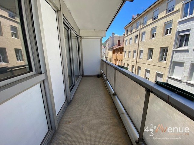 APPARTEMENT T1 - ST ETIENNE CENTRE VILLE - 30.64 m2 - LOUÉ