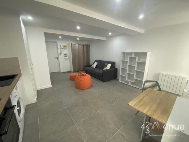 APPARTEMENT T1 A LOUER - ST ETIENNE CENTRE VILLE - 26.02 m2 - 426 € charges comprises par mois