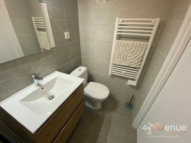 APPARTEMENT T1 A LOUER - ST ETIENNE CENTRE VILLE - 26.02 m2 - 426 € charges comprises par mois