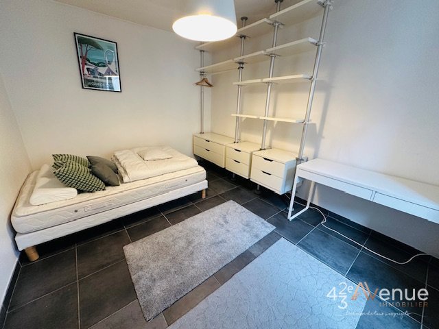 APPARTEMENT T1 A LOUER - ST ETIENNE Châteaucreux/Centre Commercial Steel - 25.99 m2 - 430 &euro; charges comprises par mois