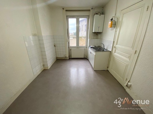 APPARTEMENT T1 A LOUER - ST ETIENNE CHATEAUCREUX - 26.76 m2 - 262,50€ charges comprises par mois