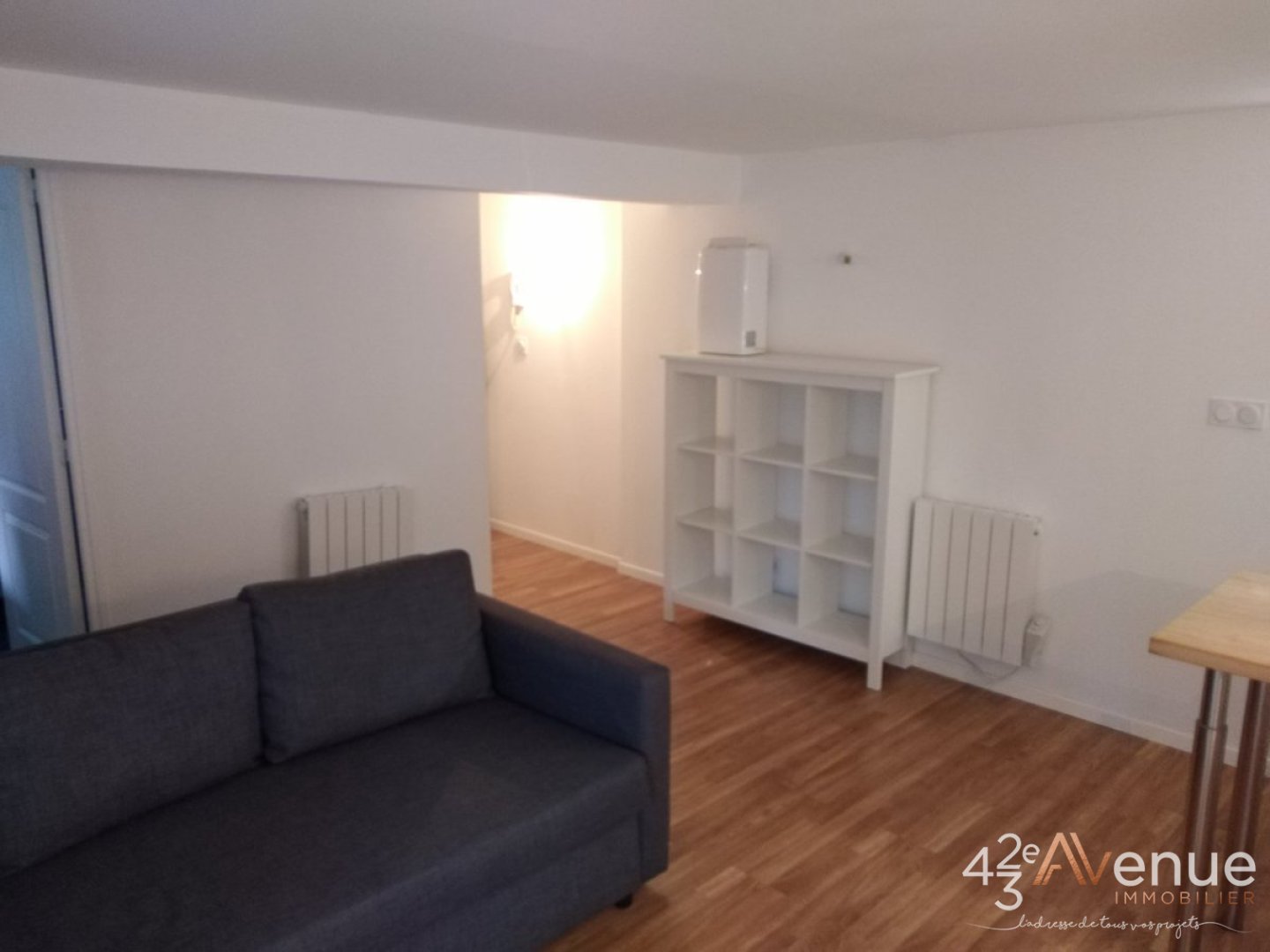 APPARTEMENT T1 - ST ETIENNE COLLINE DES PERES - 26.58 m2 - LOU&Eacute;