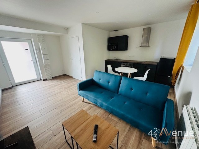 APPARTEMENT T1 A LOUER - ST ETIENNE COLLINE DES PERES - 24.21 m2 - 415€ charges comprises par mois