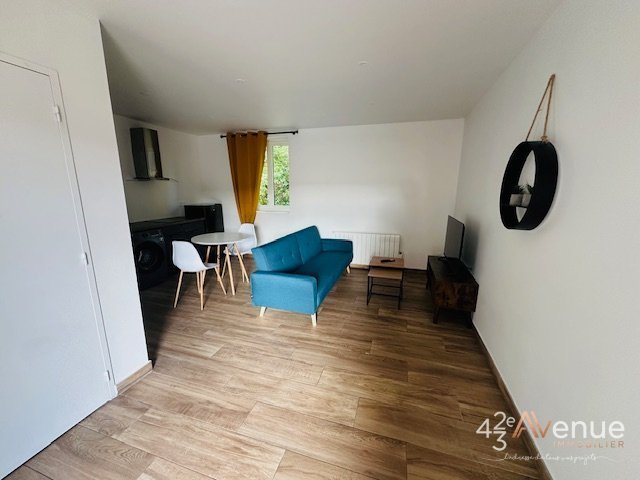 APPARTEMENT T1 A LOUER - ST ETIENNE COLLINE DES PERES - 24.21 m2 - 415€ charges comprises par mois