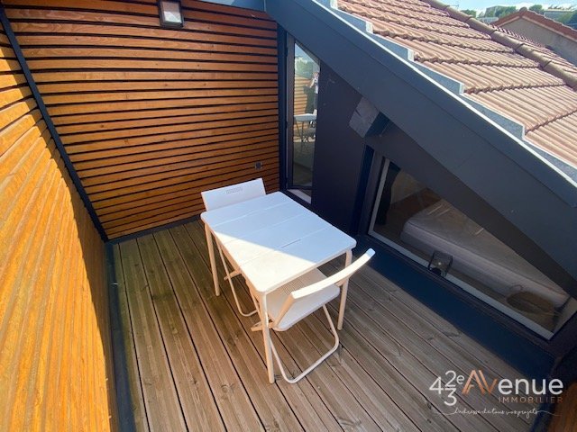 APPARTEMENT T1 A LOUER - ST ETIENNE FAC TREFILERIE/CENTRE II - 8.12 m2 - 350 &euro; charges comprises par mois
