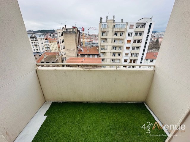 APPARTEMENT T1 - ST ETIENNE FAC TREFILERIE - 43.45 m2 - LOU&Eacute;