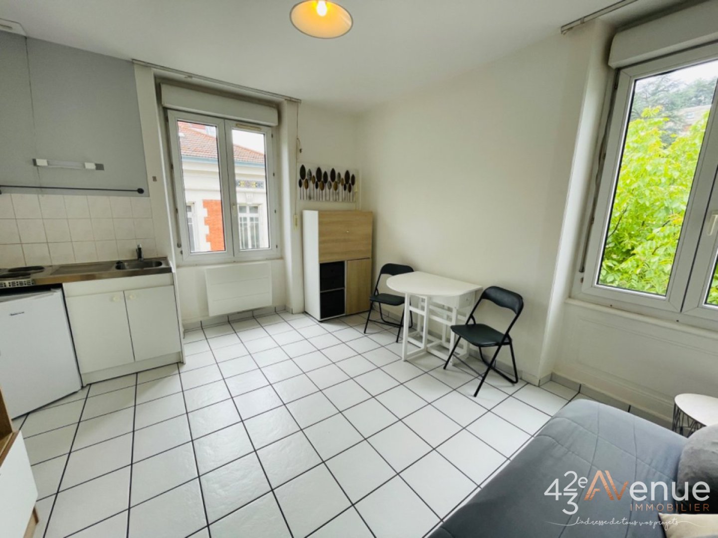 APPARTEMENT T1 A LOUER - ST ETIENNE FAURIEL - 21.31 m2 - 348€ charges comprises par mois