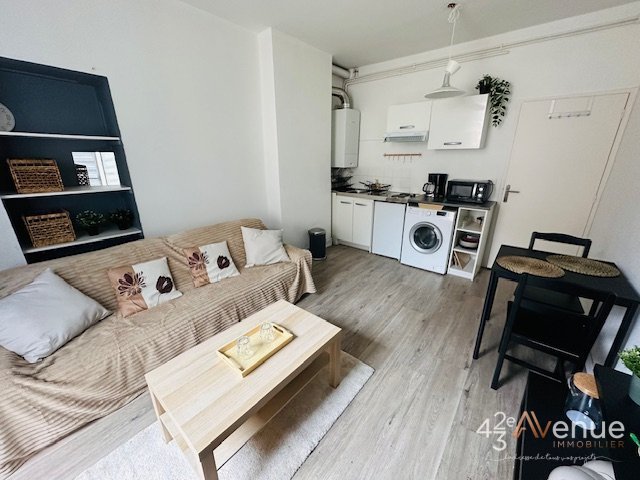 APPARTEMENT T1 A LOUER - ST ETIENNE HOTEL DE VILLE - 23.13 m2 - 395 € charges comprises par mois