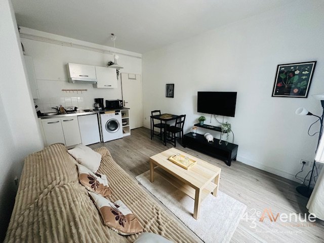 APPARTEMENT T1 A LOUER - ST ETIENNE HOTEL DE VILLE - 23.13 m2 - 395 € charges comprises par mois