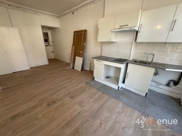 APPARTEMENT T1 - ST ETIENNE JEAN JAURES / CARNOT - 35.88 m2 - LOUÉ