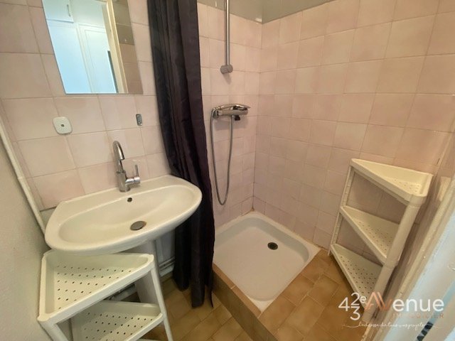 APPARTEMENT T1 - ST ETIENNE JEAN JAURES / JACQUARD - 37.09 m2 - LOUÉ