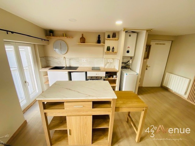 APPARTEMENT T1 A LOUER - ST ETIENNE JEAN JAURES/JACQUARD - 34.82 m2 - 498�&euro; charges comprises par mois